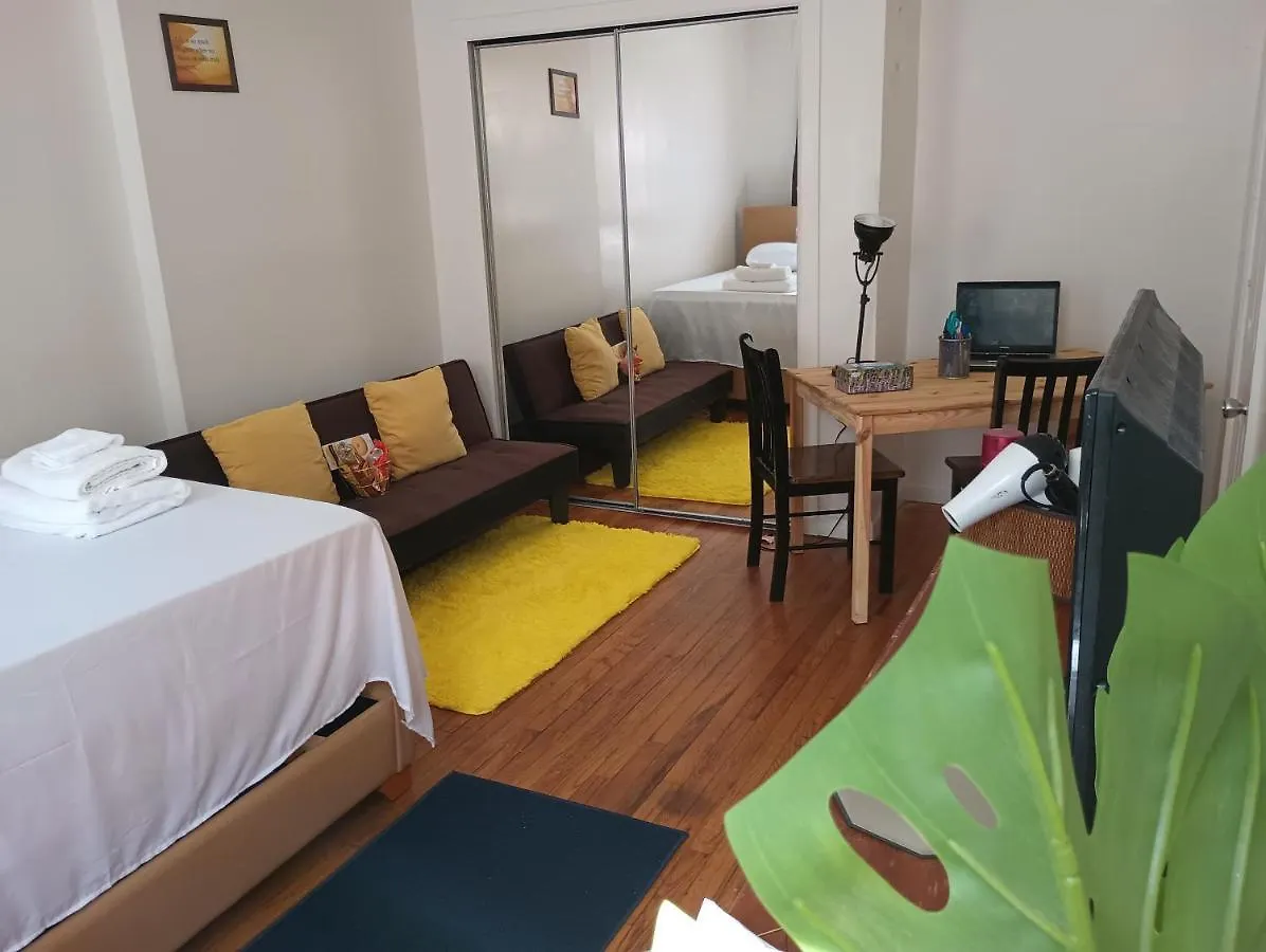 Quiet Crib Apartment New York 0*,  United States