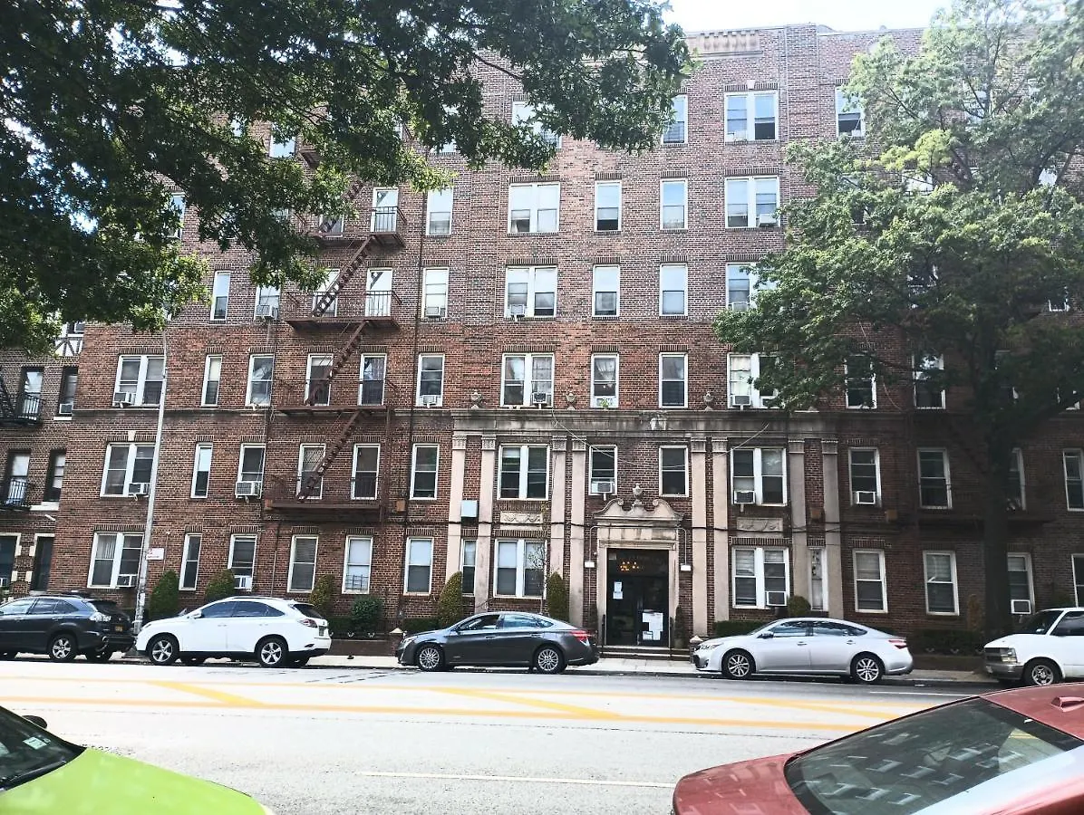 Quiet Crib Apartment New York